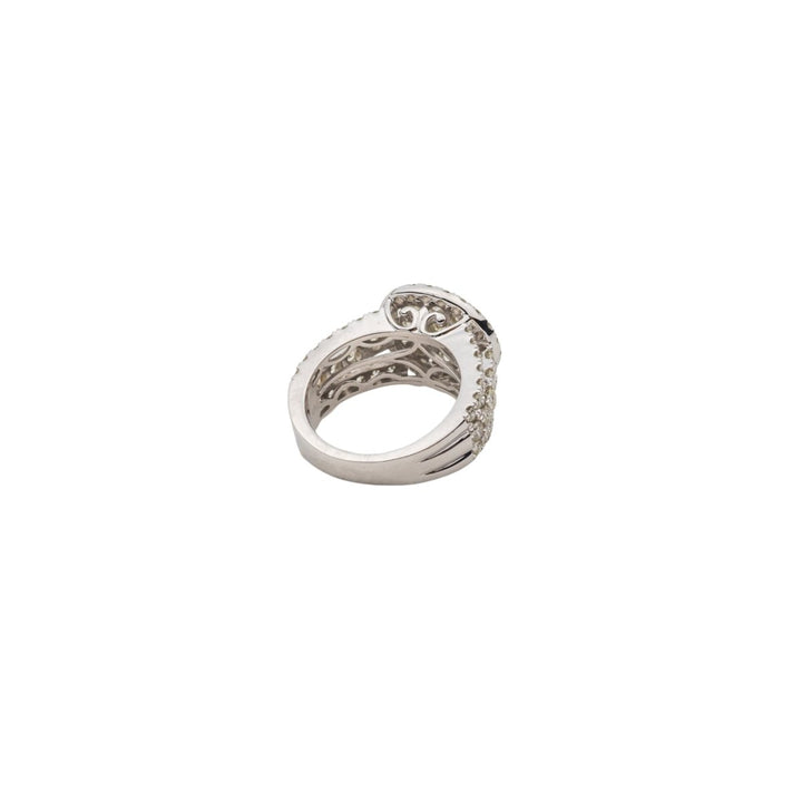 Flower Diamond Engagement Ring - Dia Jewelry Store